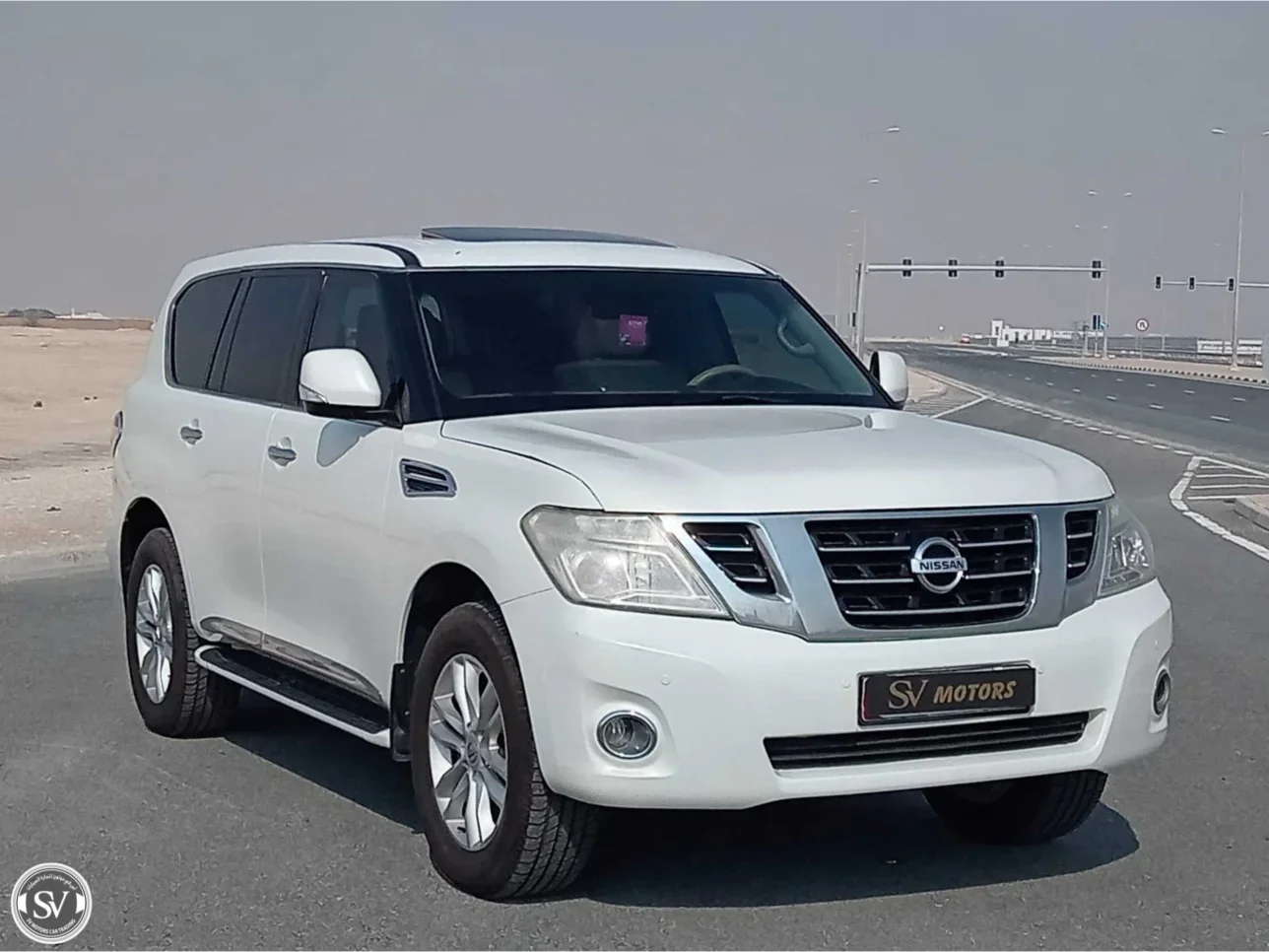 Nissan Patrol LE 2012 Automatic 213,000 Km 8 Cylinder Four Wheel Drive (4WD) SUV White