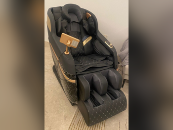 كرسي التدليك ليكون  أسود  الصين  m8  كل الجسم  رباعي الأبعاد