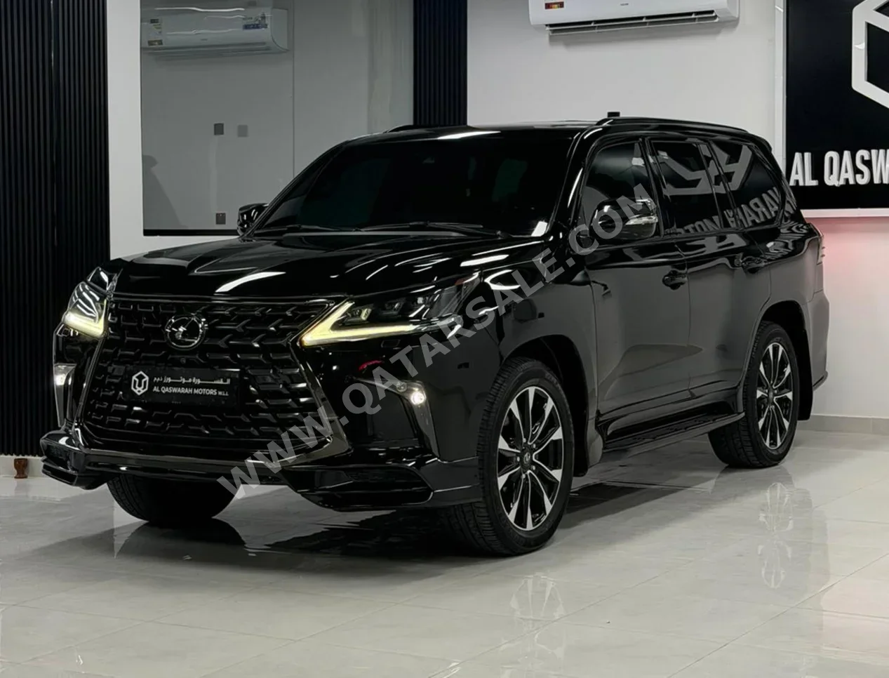 لكزس ال اكس 570 اس 2021 اوتوماتيك 82,000 كم 8 سلندر دفع رباعي اس يو في أسود