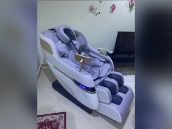 كرسي التدليك ليكون  أبيض  الصين  m8  كل الجسم  رباعي الأبعاد