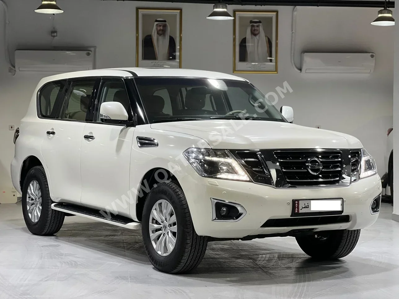 Nissan Patrol SE 2017 Automatic 17,000 Km 8 Cylinder Four Wheel Drive (4WD) SUV White