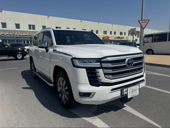 Toyota  Land Cruiser  VXR Twin Turbo  2022  Automatic  75,000 Km  6 Cylinder  Four Wheel Drive (4WD)  SUV  White  With Warranty