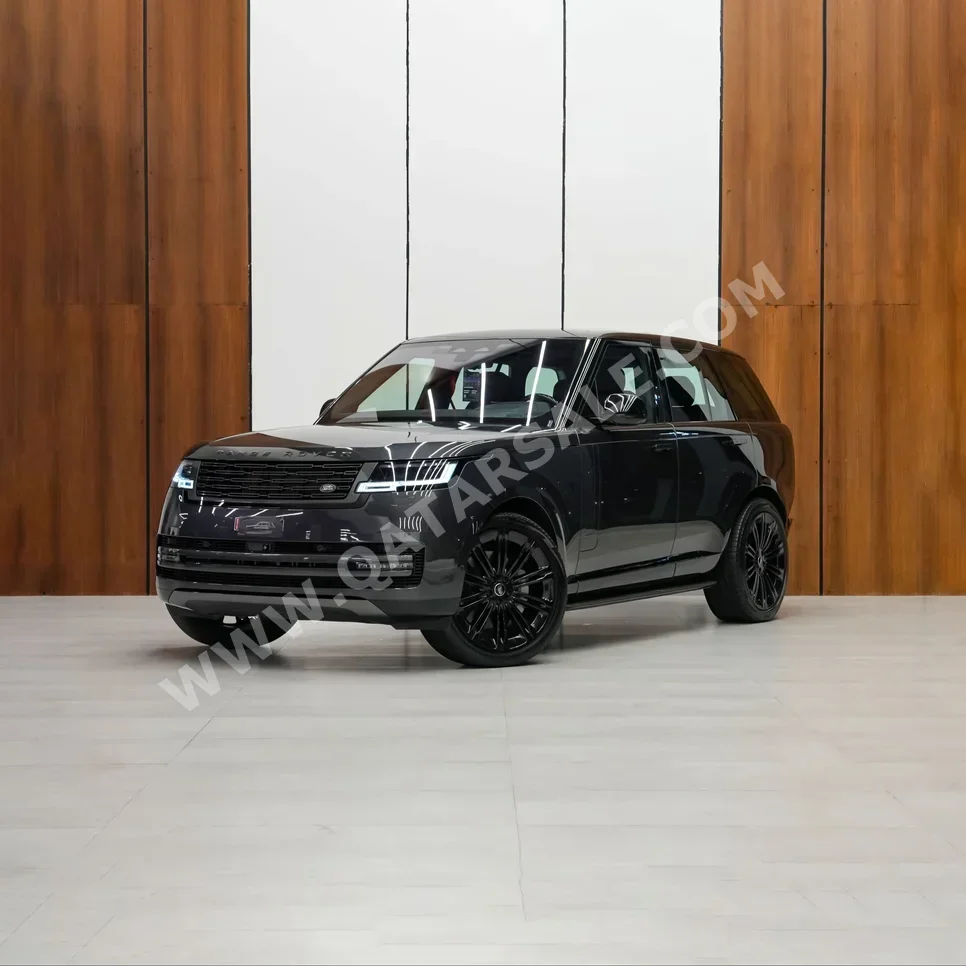 Land Rover Range Rover HSE 2023 Automatic 45,000 Km 8 Cylinder Four Wheel Drive (4WD) SUV Dark Gray With Warranty