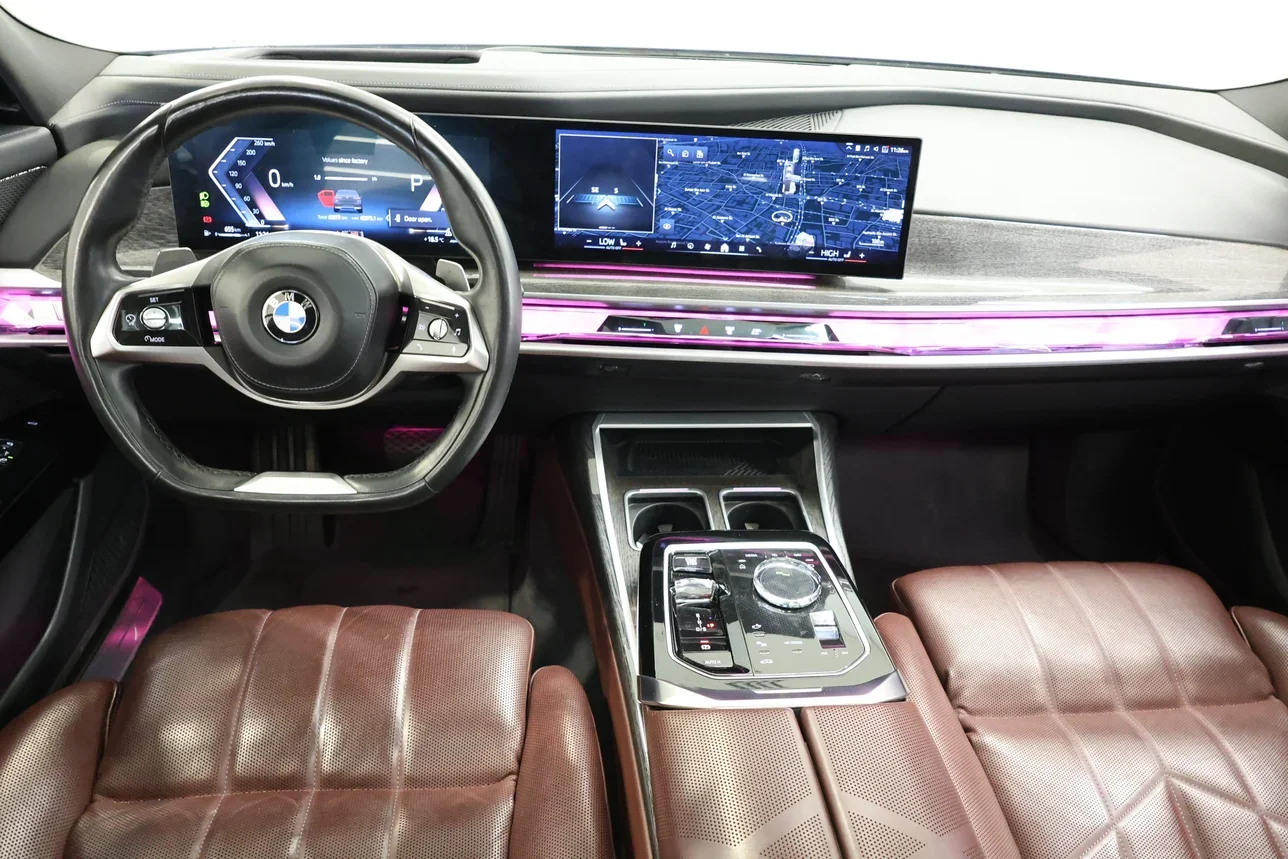 BMW  7-Series  735 i  2023  Automatic  61,000 Km  6 Cylinder  Rear Wheel Drive (RWD)  Sedan  Gray  With Warranty