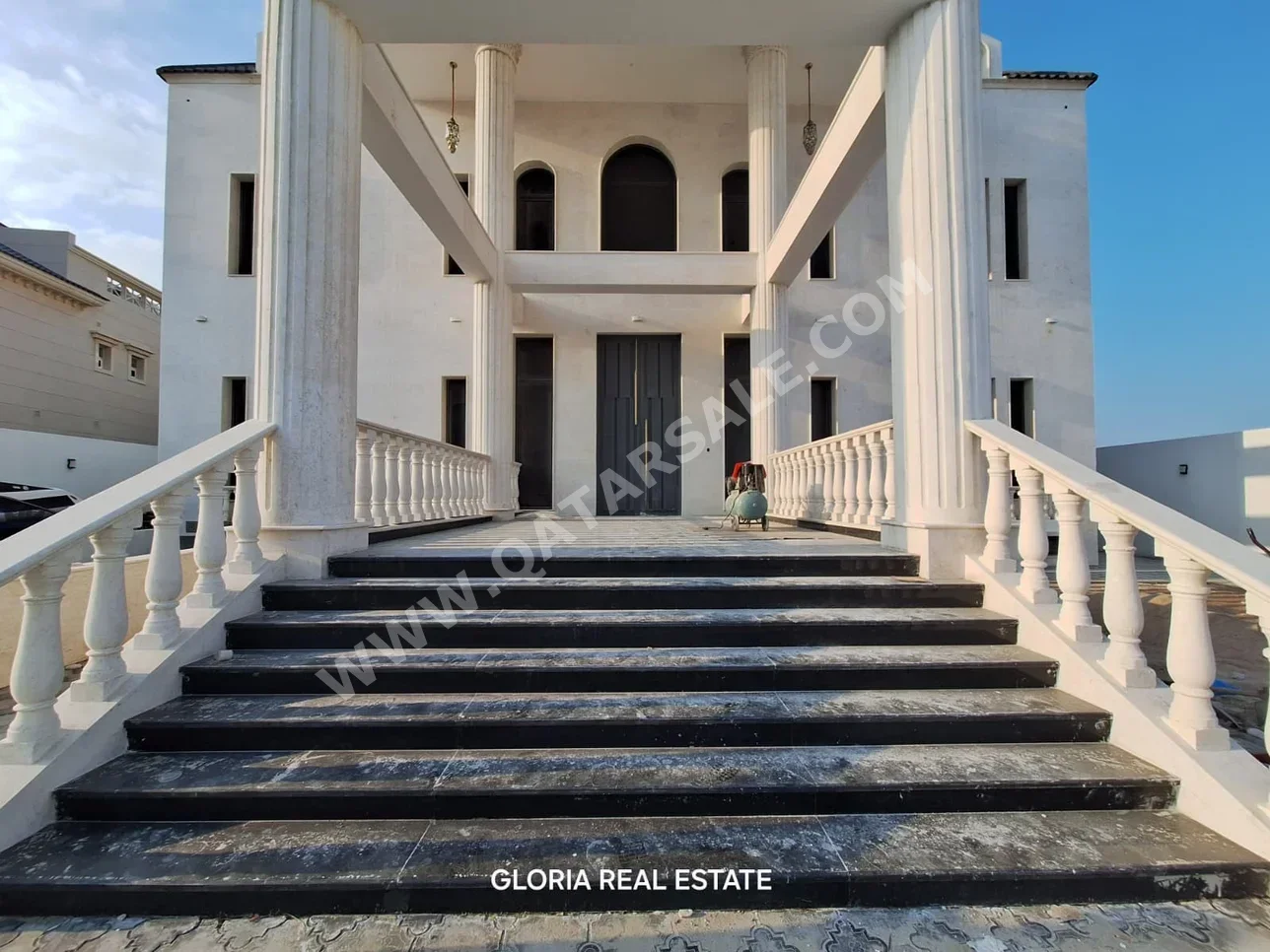 سكن عائلي - غير مفروشة - لوسيل - 8 غرف نوم