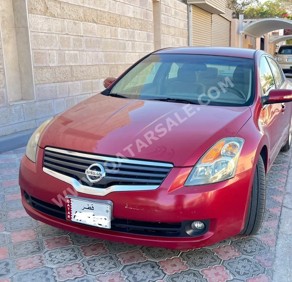 Nissan Altima 2009 Automatic 152,000 Km 6 Cylinder All Wheel Drive (AWD) Sedan Red