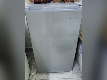 ثلاجة تقليدية - فضي