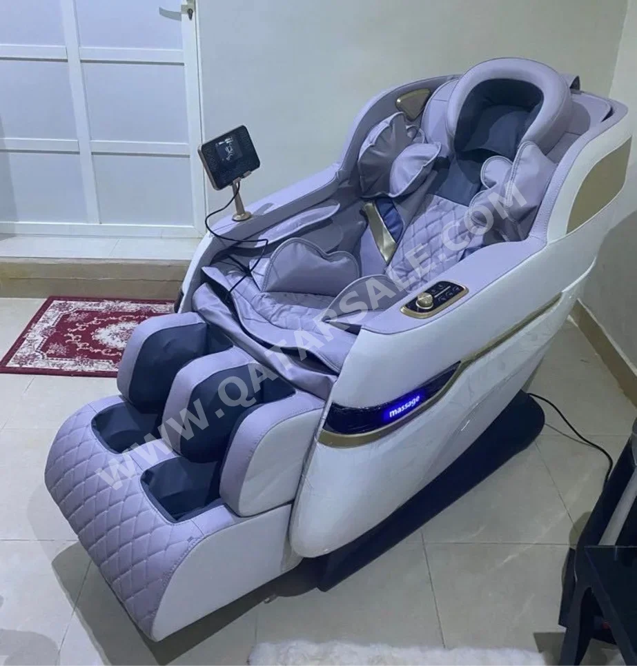 كرسي التدليك ليكون  أسود  الصين  كل الجسم  رباعي الأبعاد