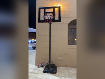 أطواق/ستاند كرة السلة