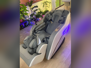 كرسي التدليك بيست مساج أبيض الصين كل الجسم رباعي الأبعاد