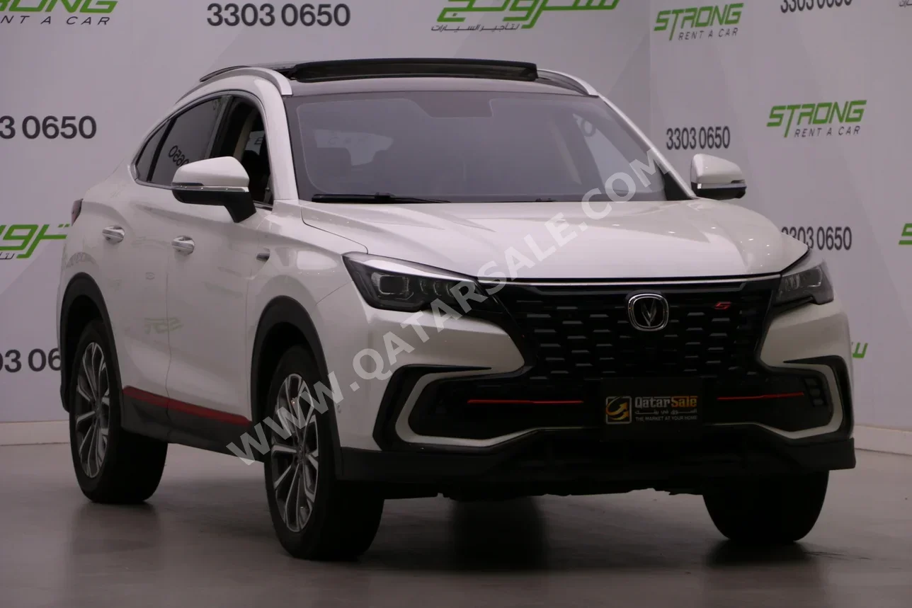 تشانجان  سي اس  85  2023  اوتوماتيك  33,000 كم  4 سلندر  دفع رباعي  اس يو في  أبيض  تحت الضمان