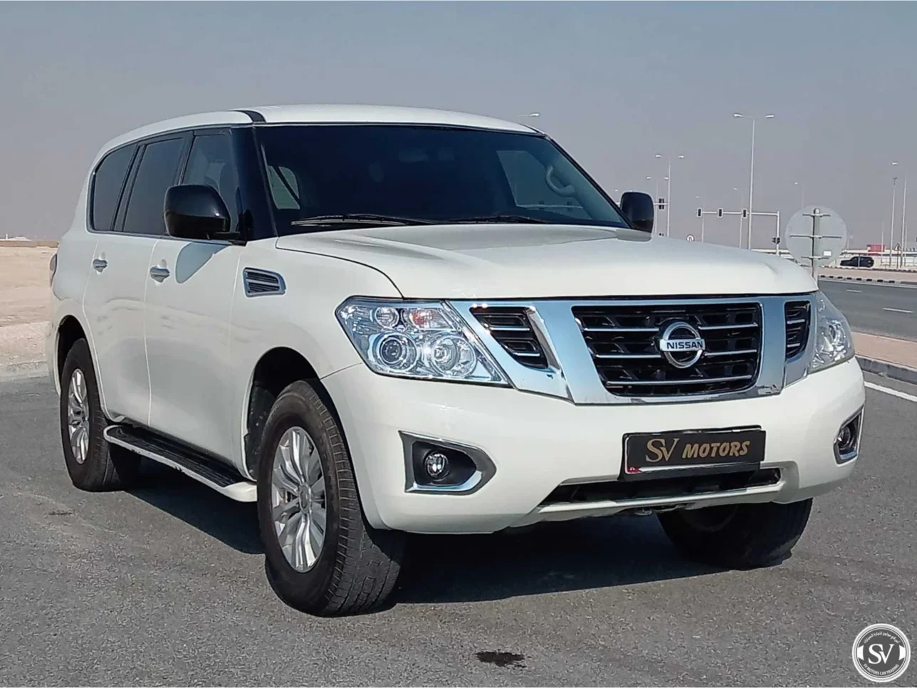 Nissan Patrol XE 2017 Automatic 240,000 Km 6 Cylinder Four Wheel Drive (4WD) SUV White