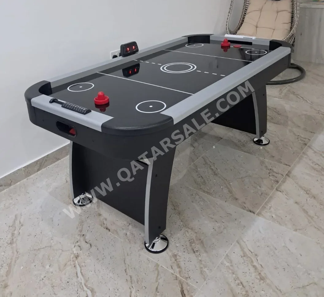 أسود  طاولة الهوكي