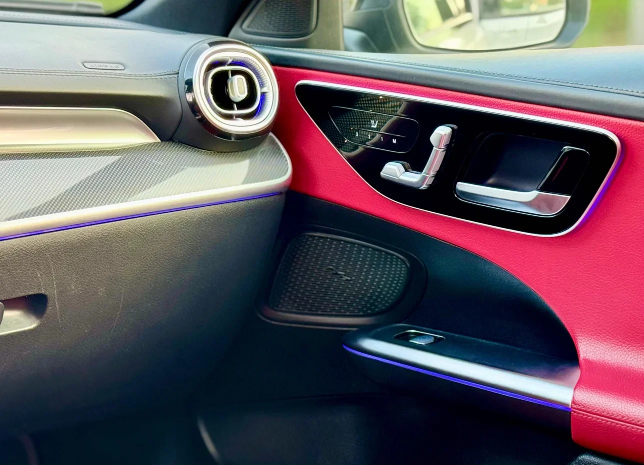 Mercedes-Benz  C-Class  200  2022  Automatic  80,000 Km  4 Cylinder  Rear Wheel Drive (RWD)  Sedan  White