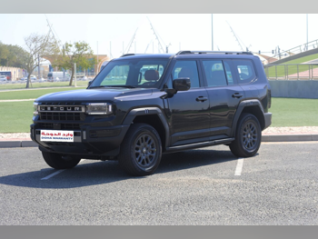 Jetour  G700  Comfort  2026  Automatic  0 Km  4 Cylinder  Four Wheel Drive (4WD)  SUV  Black  With Warranty