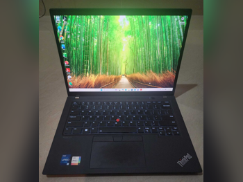 Laptops Lenovo - ThinkPad - Black - Windows 11 - Intel - Core i7 -Memory (Ram): 16 GB