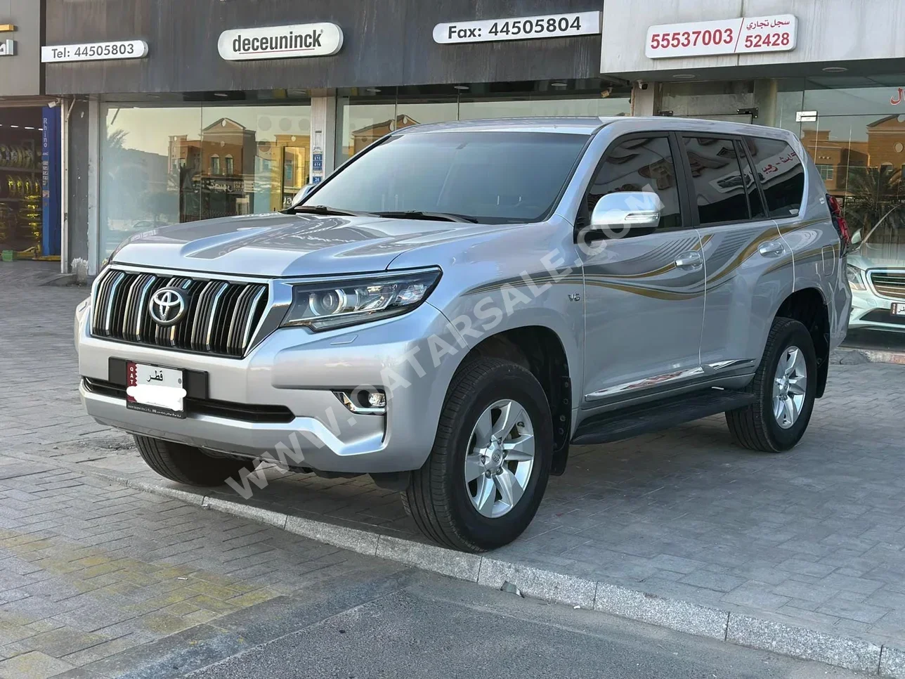 تويوتا برادو تي اكس ال 2022 اوتوماتيك 60,000 كم 6 سلندر دفع رباعي اس يو في فضي