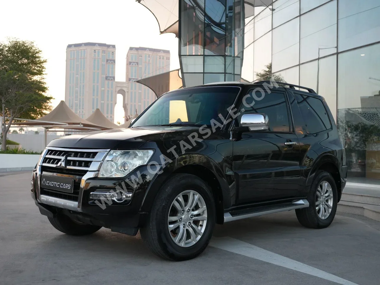 ميتسوبيشي  باجيرو  3.5  2020  اوتوماتيك  96,000 كم  6 سلندر  دفع رباعي  اس يو في  أسود