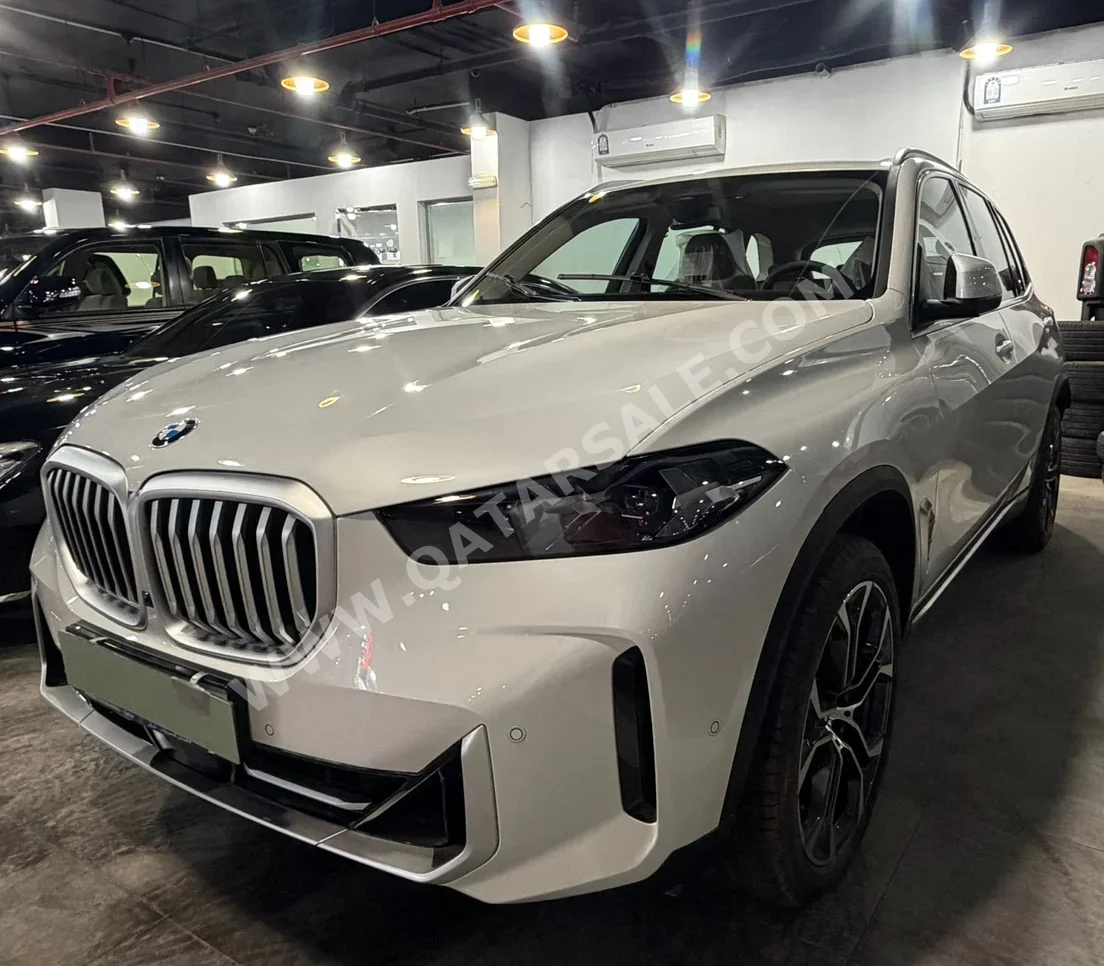 BMW X-Series X5 2026 Automatic 0 Km 6 Cylinder Four Wheel Drive (4WD) SUV White With Warranty