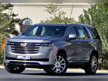 كاديلاك  اسكيليد  بلاتينيوم  2023  اوتوماتيك  0 كم  8 سلندر  دفع رباعي  اس يو في  فضي  تحت الضمان