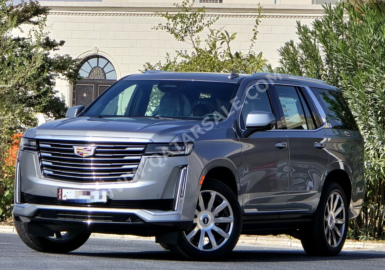 Cadillac Escalade Platinum 2023 Automatic 0 Km 8 Cylinder Four Wheel Drive (4WD) SUV Silver With Warranty