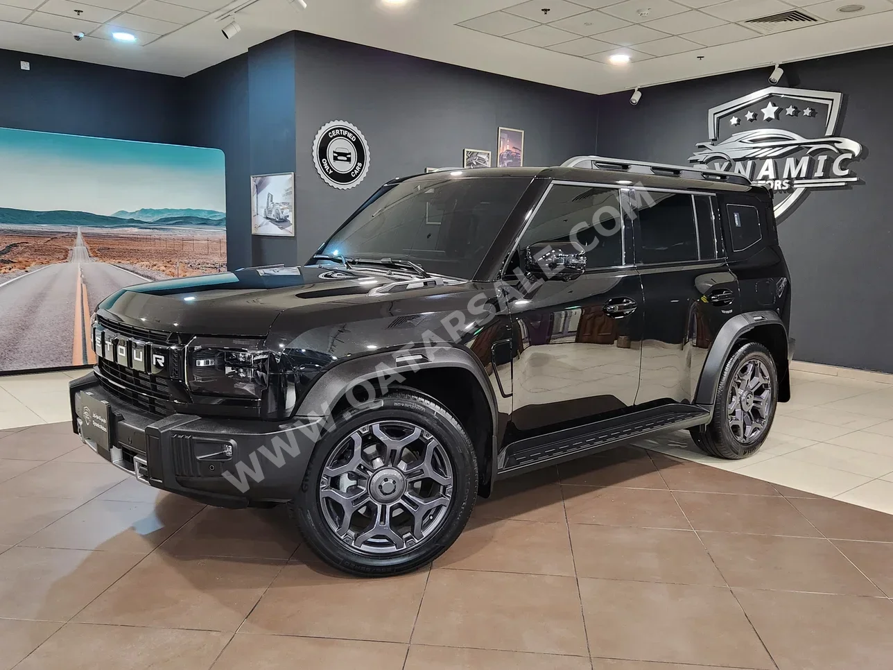 Jetour  T2  Luxury  2025  Automatic  21,000 Km  4 Cylinder  Four Wheel Drive (4WD)  SUV  Black  With Warranty