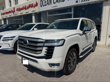 تويوتا  لاند كروزر  في اكس ار توين توربو  2024  اوتوماتيك  40,000 كم  6 سلندر  دفع رباعي  اس يو في  أبيض  تحت الضمان