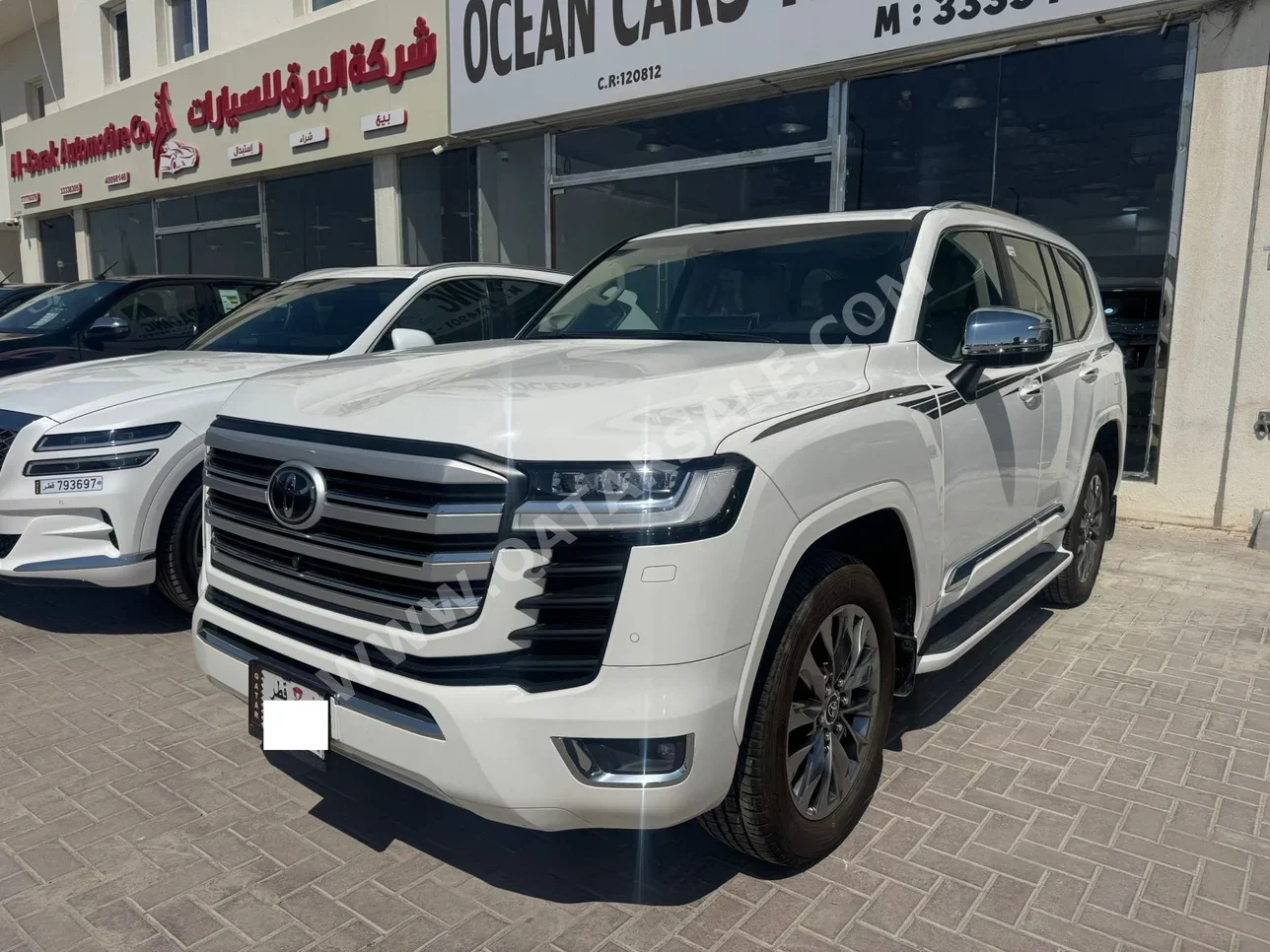 Toyota  Land Cruiser  VXR Twin Turbo  2024  Automatic  40,000 Km  6 Cylinder  Four Wheel Drive (4WD)  SUV  White  With Warranty