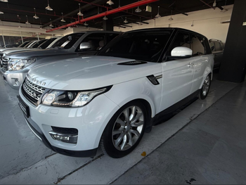 Land Rover  Range Rover  Sport HSE  2015  Automatic  135,000 Km  6 Cylinder  Four Wheel Drive (4WD)  SUV  White