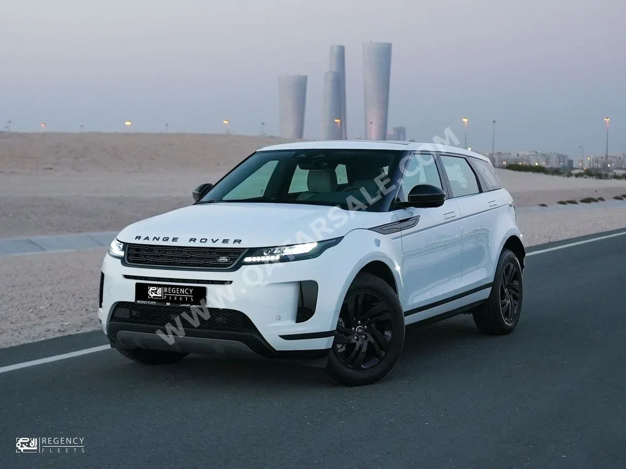 Land Rover  Evoque  4 Cylinder  SUV 4x4  White  2026