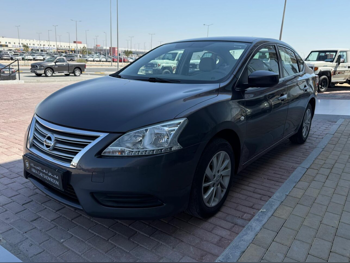 نيسان  سنترا  2017  اوتوماتيك  74,000 كم  4 سلندر  سحب امامي  سيدان  رمادي