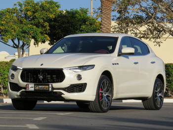 مزاراتي  ليفانت  اس  2017  اوتوماتيك  68,000 كم  6 سلندر  دفع كلي مستمر  اس يو في  أبيض  تحت الضمان