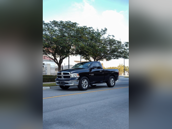 Dodge  Ram  1500  2015  Automatic  105,000 Km  8 Cylinder  Rear Wheel Drive (RWD)  Pick Up  Black