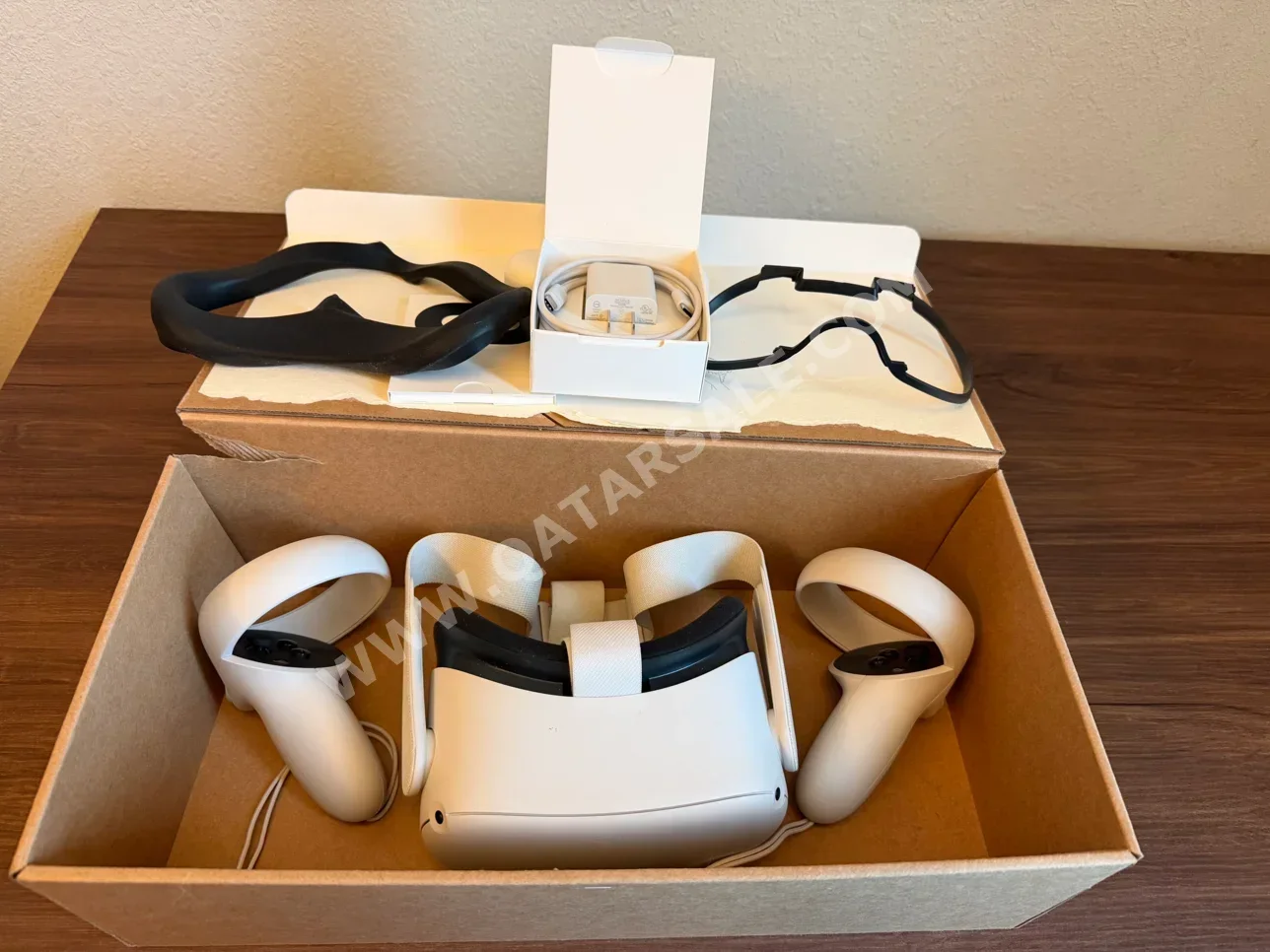 Meta Oculus Quest 2 - Standalone / PC Wireless Knuckles Included