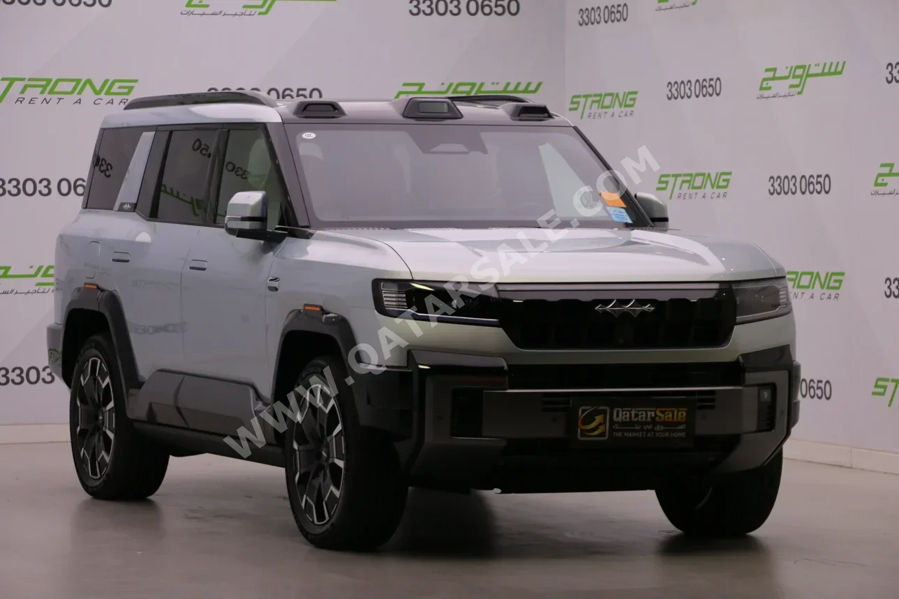 BYD Leopard 8 Flagship 2026 Automatic 0 Km 4 Cylinder Four Wheel Drive (4WD) SUV Silver