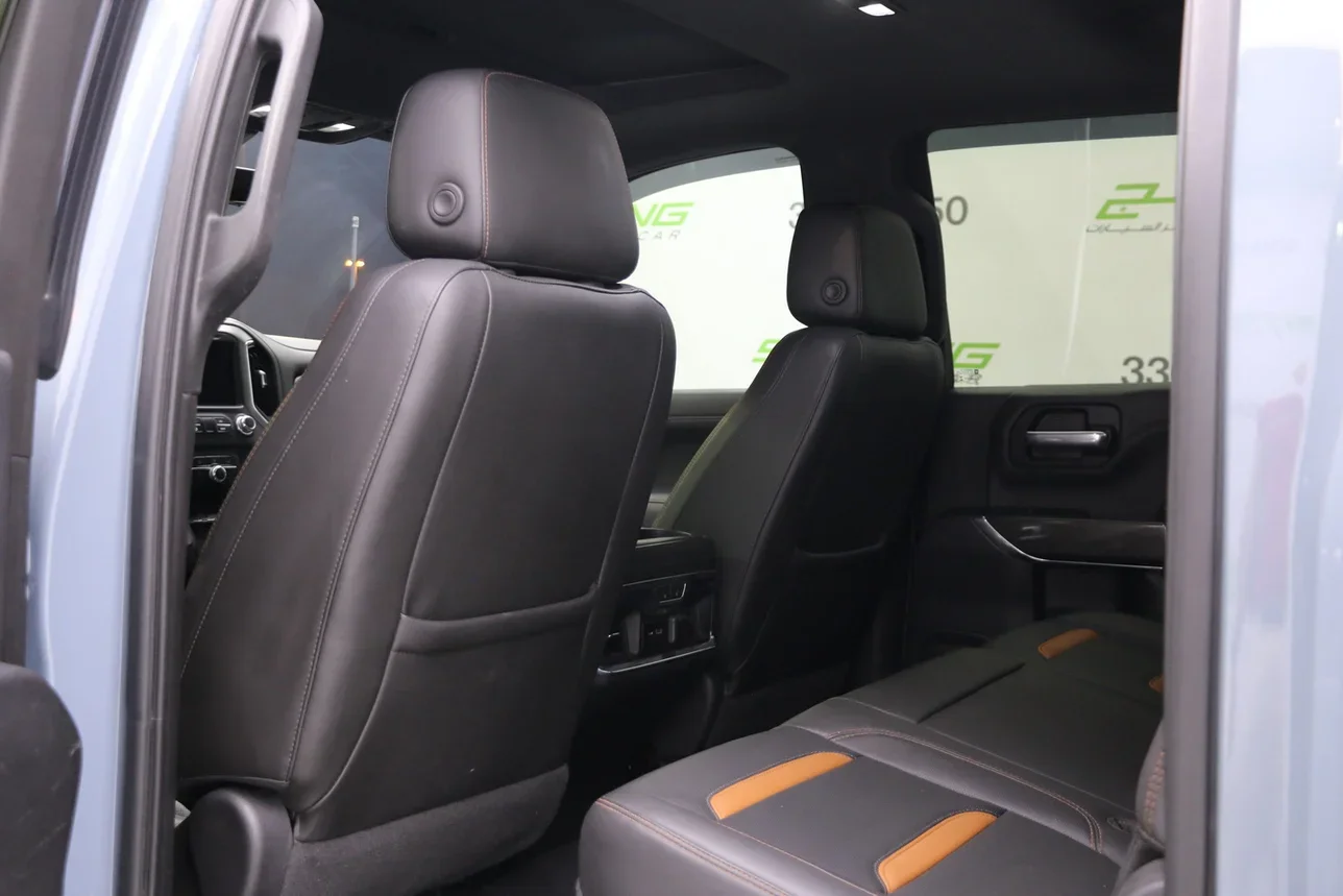 جي ام سي سييرا اي تي 4 2019 اوتوماتيك 150,000 كم 8 سلندر دفع رباعي بيكب رمادي