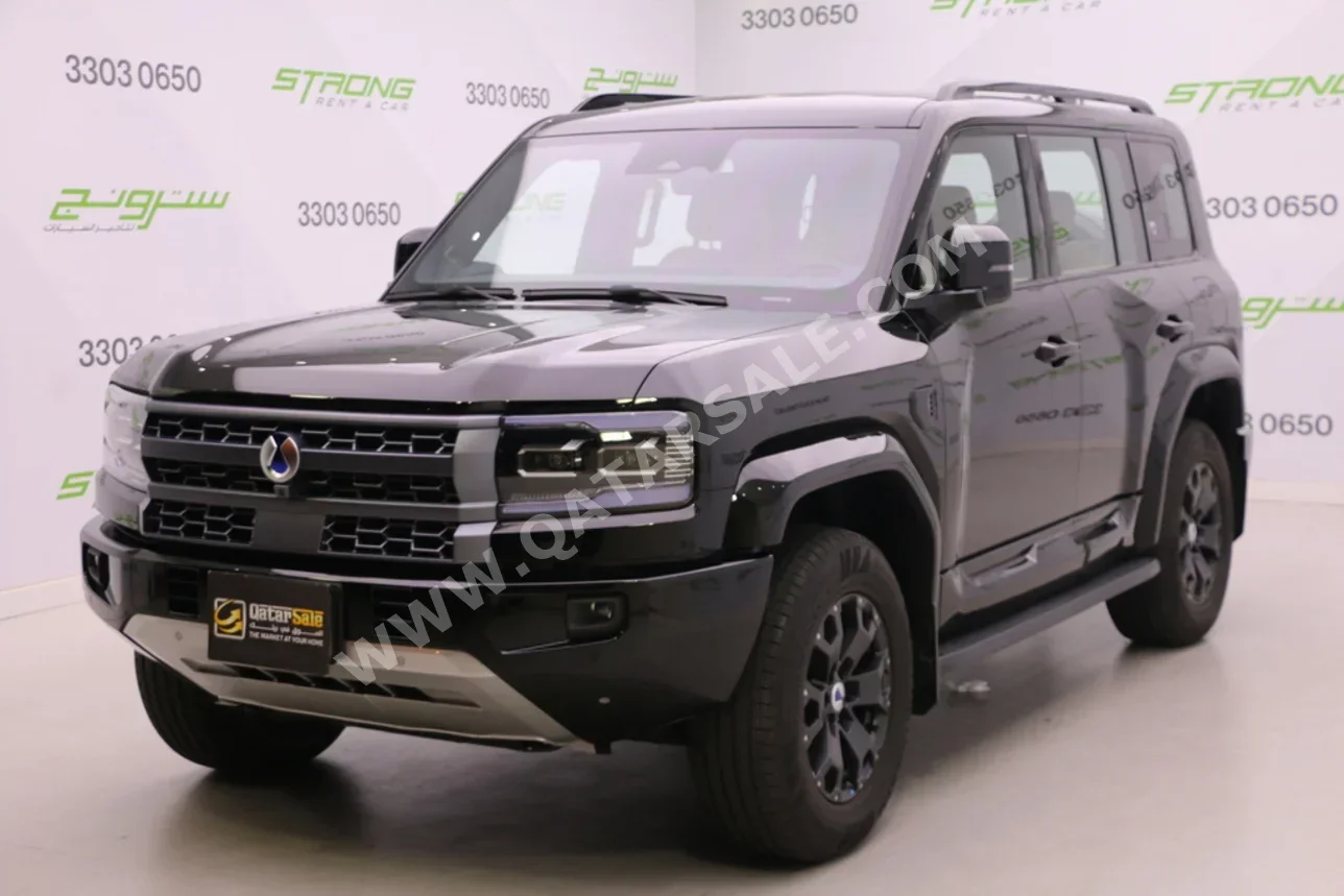 BYD  Denza  B 5  2026  Automatic  4,000 Km  4 Cylinder  Four Wheel Drive (4WD)  SUV  Black  With Warranty