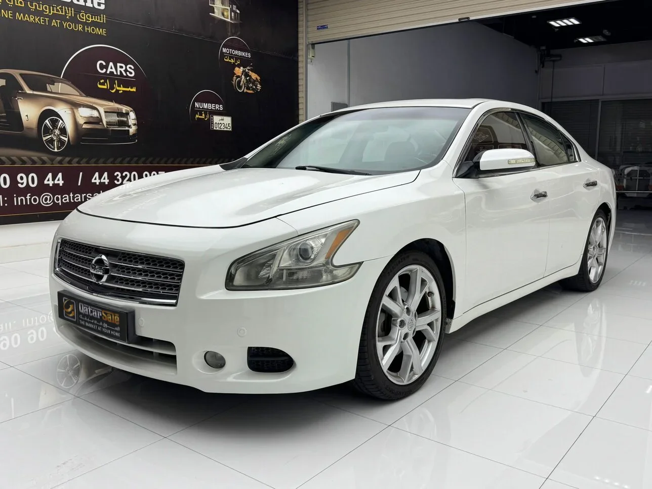 نيسان ماكسيما اس 2012 اوتوماتيك 150,000 كم 6 سلندر سحب امامي سيدان أبيض