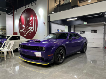 Dodge  Challenger  2019  Automatic  47,000 Km  8 Cylinder  Rear Wheel Drive (RWD)  Coupe / Sport  Purple