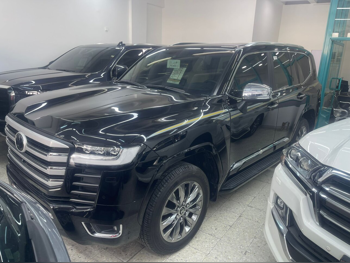 تويوتا  لاند كروزر  في اكس ار توين توربو  2024  اوتوماتيك  32,000 كم  6 سلندر  دفع رباعي  اس يو في  أسود  تحت الضمان