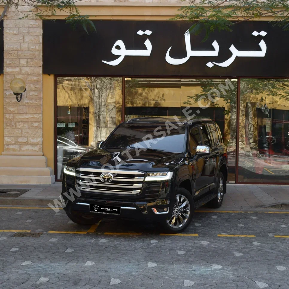 تويوتا لاند كروزر في اكس ار توين توربو 2024 اوتوماتيك 37,670 كم 6 سلندر دفع رباعي اس يو في أسود تحت الضمان