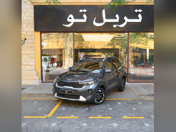 كيا  سونيت  2026  اوتوماتيك  6,500 كم  4 سلندر  سحب امامي  اس يو في  رمادي  تحت الضمان