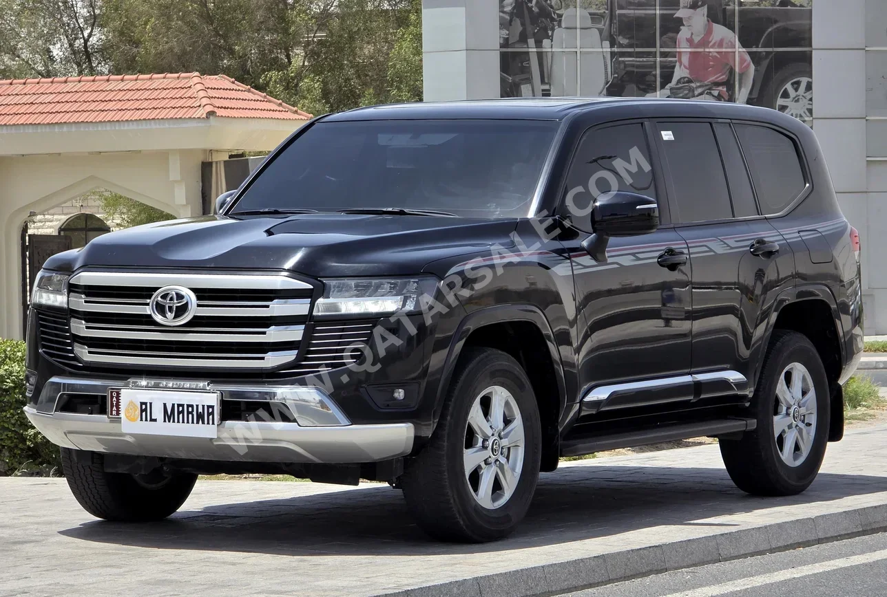 Toyota Land Cruiser GXR Twin Turbo 2024 Automatic 12,000 Km 6 Cylinder Four Wheel Drive (4WD) SUV Black With Warranty