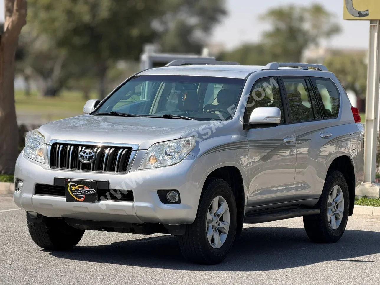 تويوتا  برادو  تي اكس ال  2012  اوتوماتيك  250,000 كم  6 سلندر  دفع رباعي  اس يو في  فضي