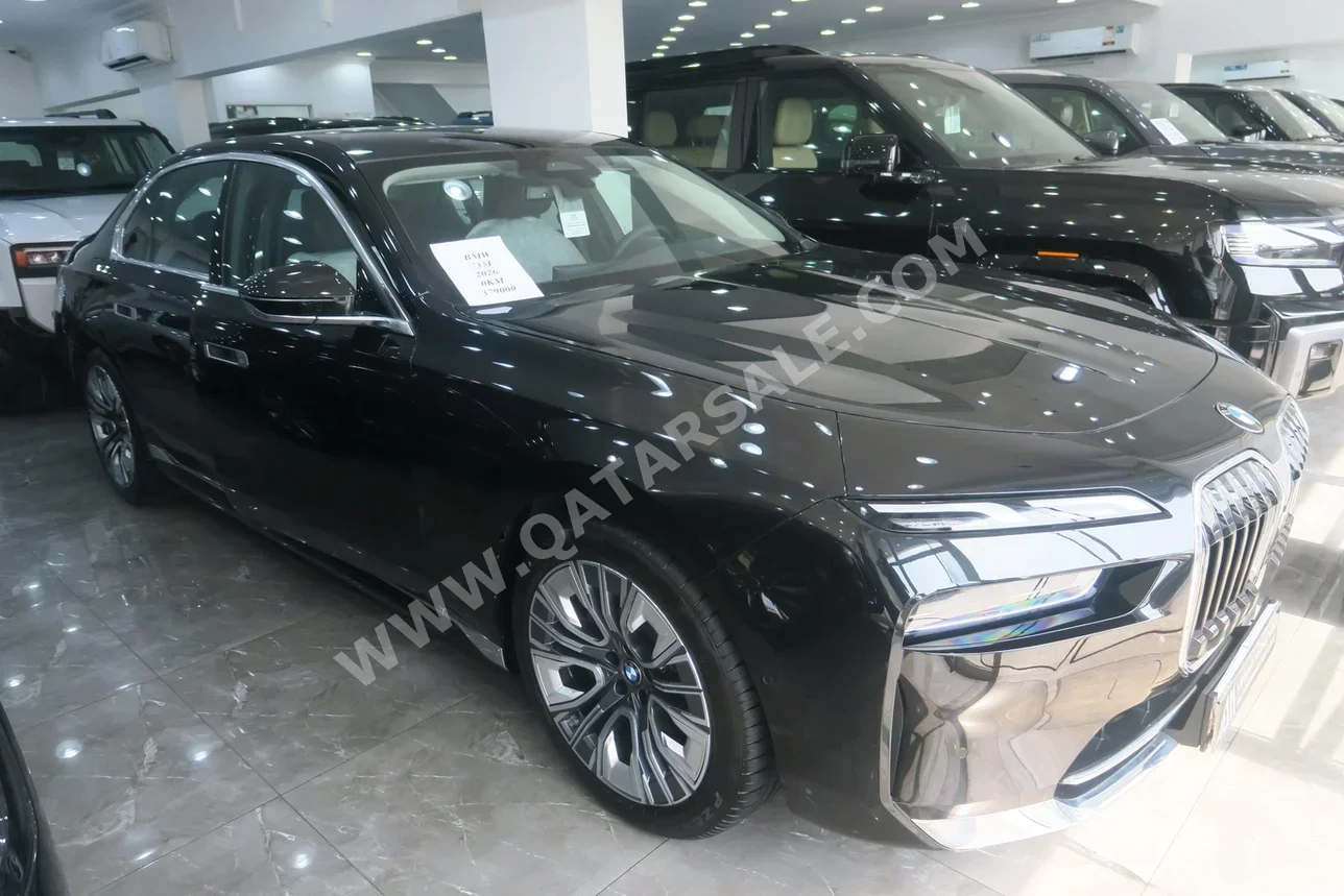 BMW 7-Series 735 i 2026 Automatic 0 Km 6 Cylinder Rear Wheel Drive (RWD) Sedan Black With Warranty