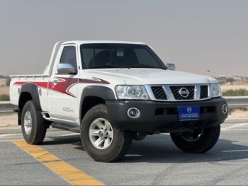 نيسان  باترول  اس جي ال  2023  عادي  31,000 كم  6 سلندر  دفع رباعي  بيكب  أبيض