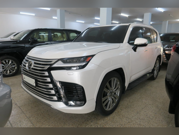 Lexus  LX  600 VIP  2023  Automatic  50,000 Km  6 Cylinder  Four Wheel Drive (4WD)  SUV  White  With Warranty