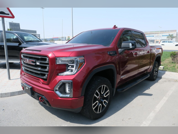 GMC  Sierra  AT4  2019  Automatic  196,000 Km  8 Cylinder  Four Wheel Drive (4WD)  Pick Up  Maroon