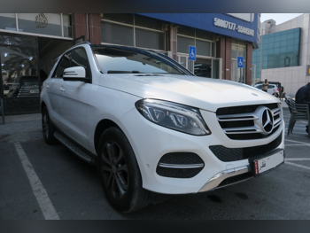 Mercedes-Benz  GLE  400  2016  Automatic  200,000 Km  6 Cylinder  Four Wheel Drive (4WD)  SUV  White