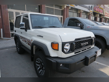 تويوتا  لاند كروزر  هارد توب  2024  عادي  2,000 كم  6 سلندر  دفع رباعي  اس يو في  أبيض  تحت الضمان